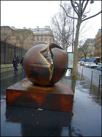 P1930758