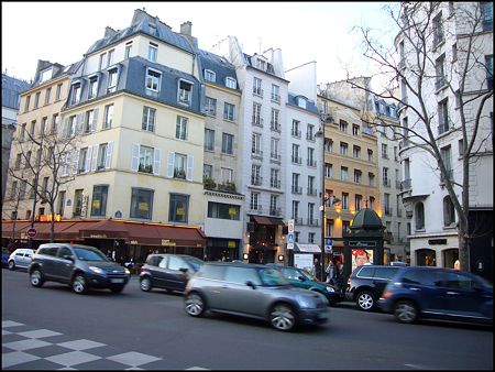 P1930928