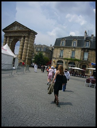 P1590351