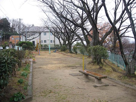 久保山団地西児童遊園