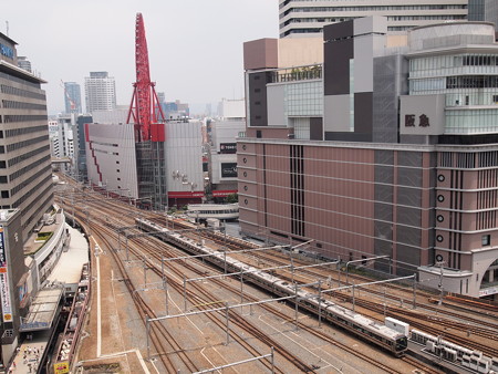 321系普通 東海道本線大阪駅(ルクア)