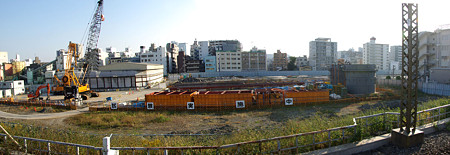 新タワー建設予定地を業平橋駅ホームから