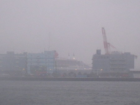 090306-QM2見学 夕 (18)