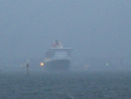 090306-QM2 夕 Dig