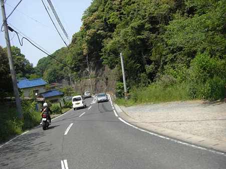 山道を行く2
