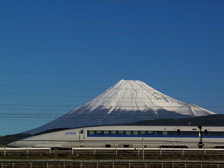 DSCF3752富士山と５００系